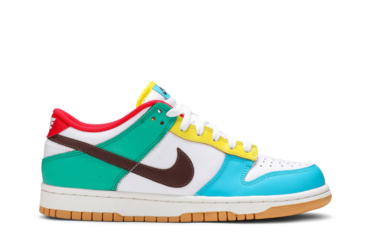 ( Grade School ) Nike Dunk Low SE Free.99 – White CZ2496-100