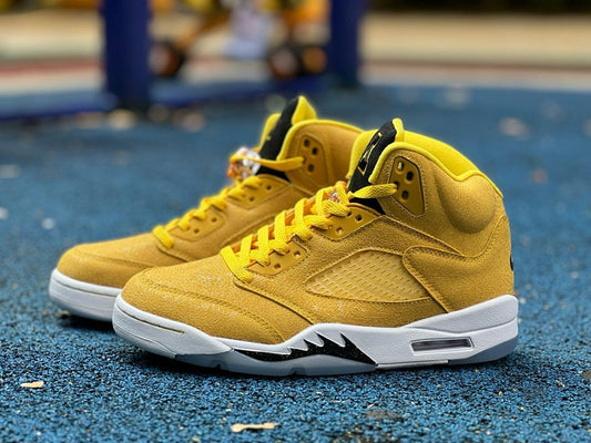 Air Jordan 5 "Michigan" Amarillo College Navy CQ9541-704