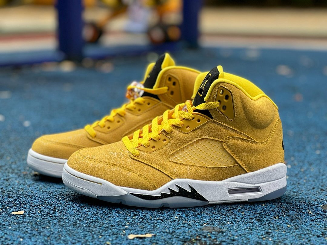 Air Jordan 5 "Michigan" Amarillo College Navy CQ9541-704