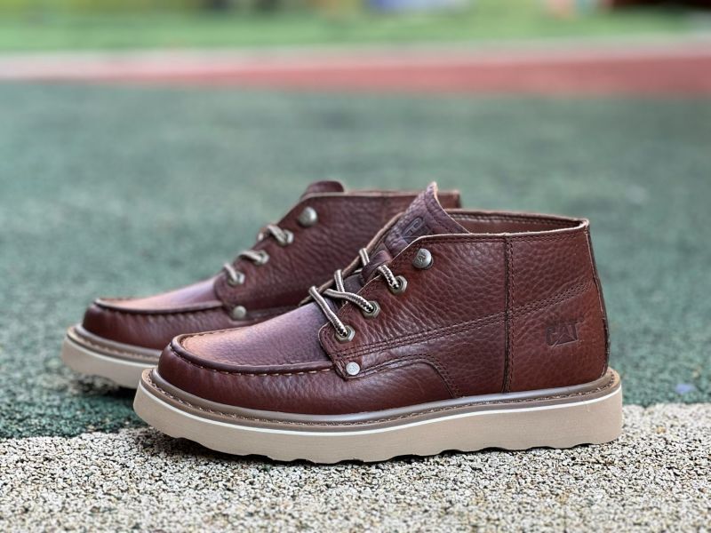 Caterpillar Men's Founder Moc Toe Chukka Boots Brown Leather