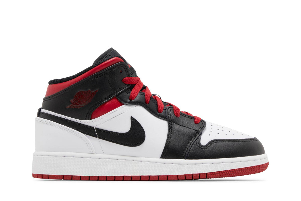 ( Grade School ) Air Jordan 1 Mid Gym Red Black Toe DQ8423-106