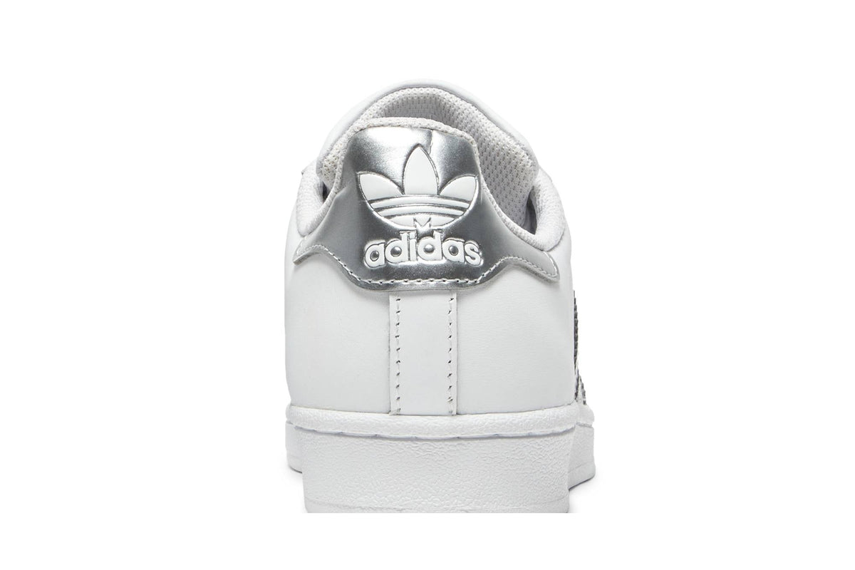 ( Women ) Adidas Superstar 'White Silver Metallic' AQ3091