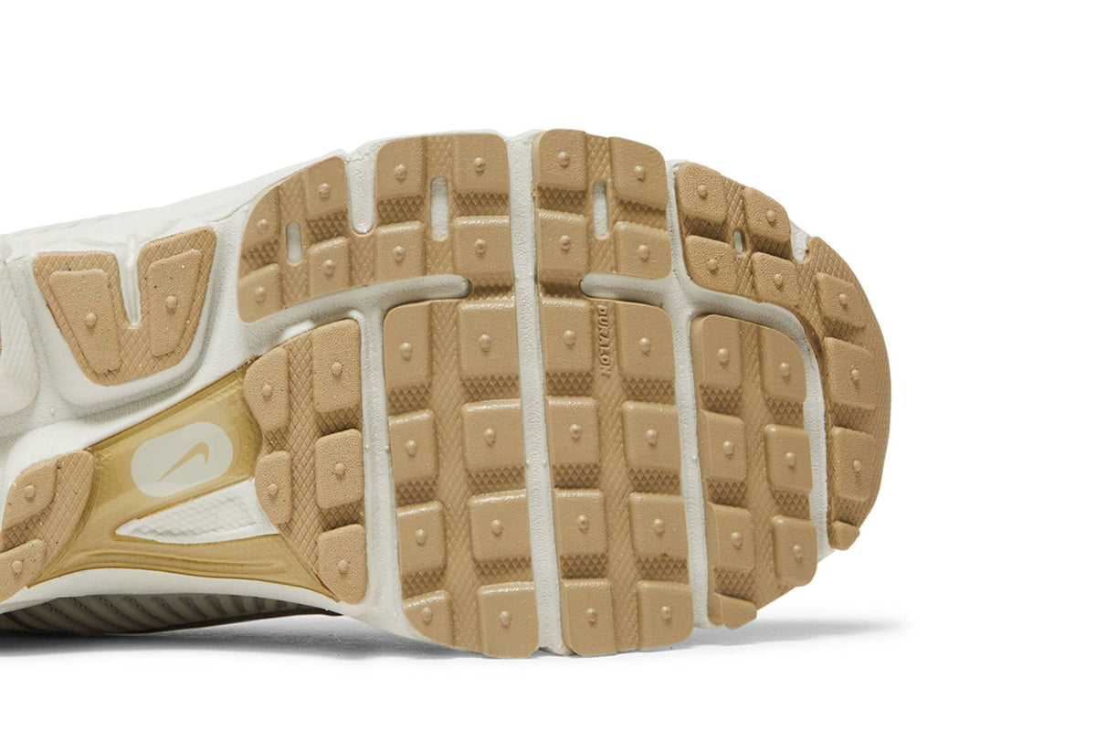 ( Women ) Nike Air Zoom Vomero 5 Light Bone FJ7694-020