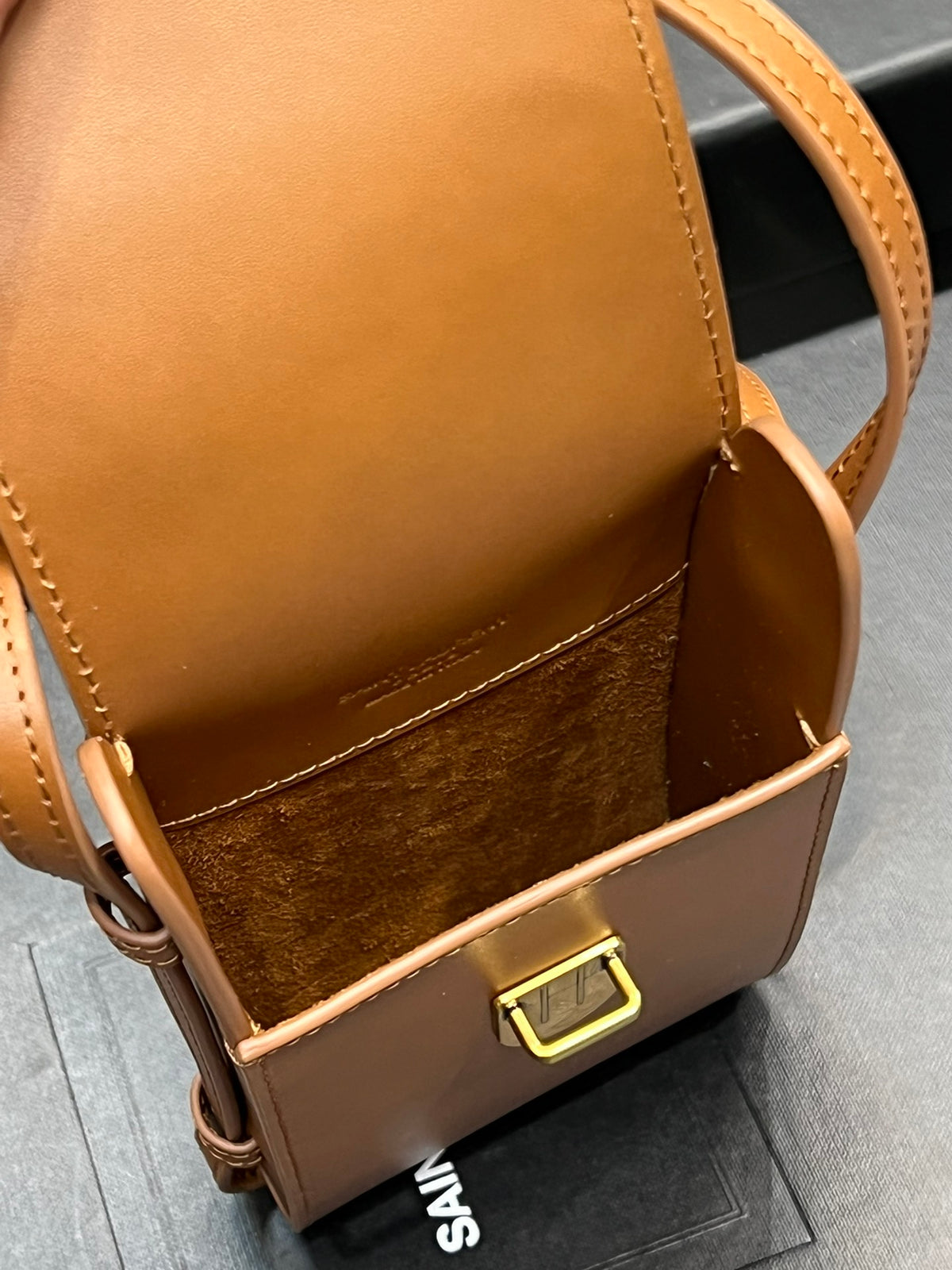 Small Tan Leather Crossbody Phone Bag with Gold-Tone Clasp