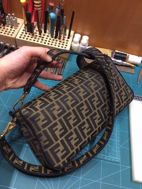 Vintage Fendi Zucca Print Canvas Baguette Shoulder Bag - Brown Monogram